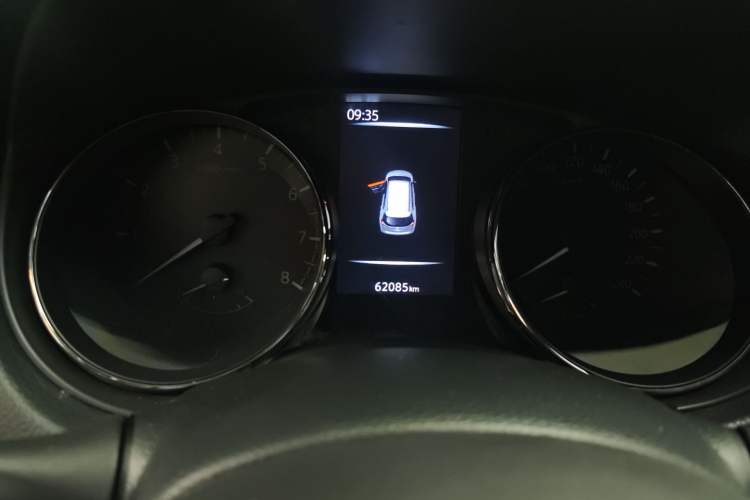 Used Nissan X-Trail 2021 2.0L CVT 2WD XL ITS SmartConnect Comfort Edition Odometer Close Up