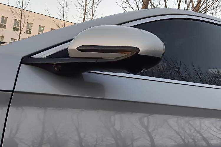 Used BYD Qin L 2025 DM-i Smart Drive 120KM Leading Model
