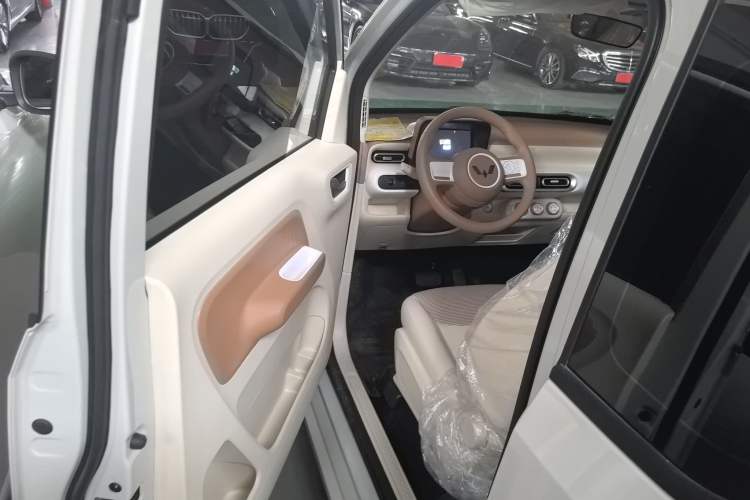 Used Wuling Hongguang MINIEV 2024 3rd Generation 215km Youth Edition