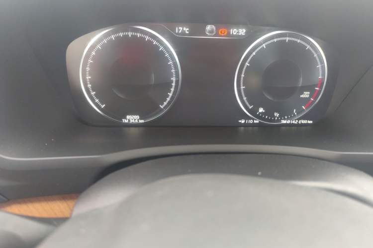 Used Volvo XC90 2019 T6 Zhiyi Edition 7-Seater China VI Standard Odometer Close Up