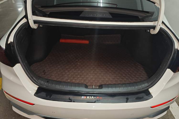 Used Kia K3 2021 Revised 1.5L CVT Fashion Edition Trunk