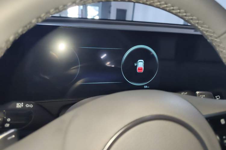 Used Kia Sportage (Chinese Domestic Model) 2025 1.5T Two-Wheel Drive Prestige Smart Enjoyment Version Instrument Cluster