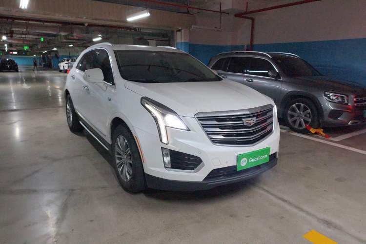 Used Cadillac XT5 2018 25T Luxury Model Exterior 1