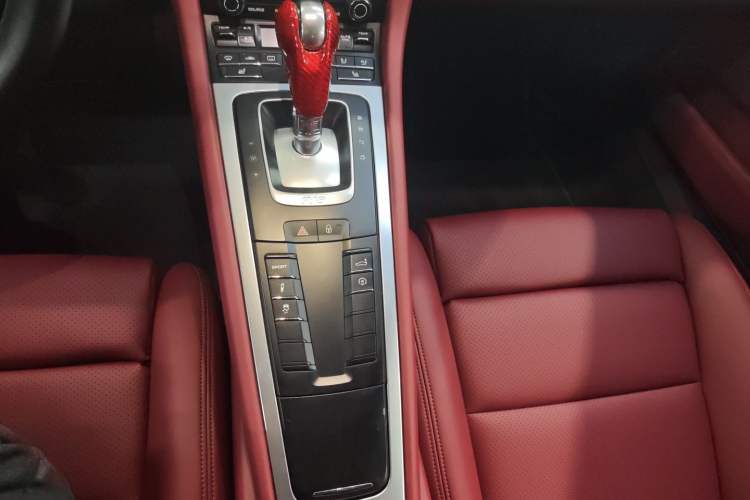 Used Porsche 718 2016 Cayman 2.0T
