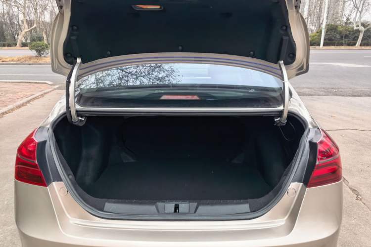 Used Geely Auto Emgrand 2018 1.5L Manual Upward Connect Edition