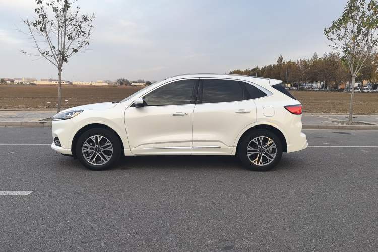 Used Ford Escape 2020 EcoBoost 245 Two-Wheel Drive Smart & Enjoyment Model Exterior 3