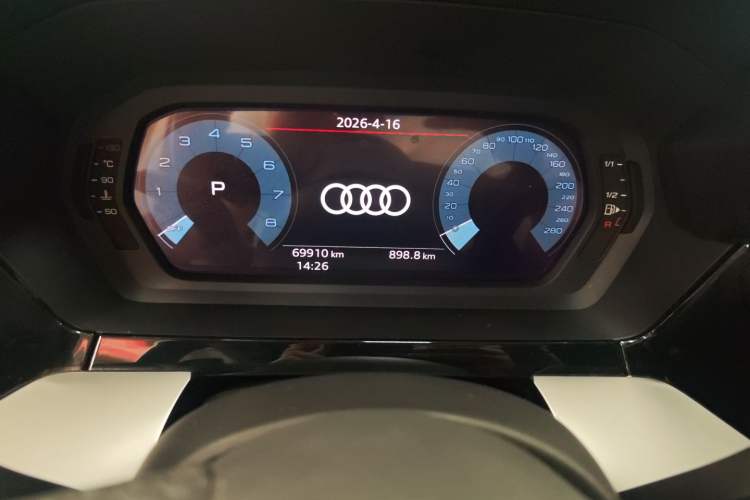 Used Audi A3 2021 A3L Limousine 35 TFSI Progressive Sport Edition Odometer Close Up