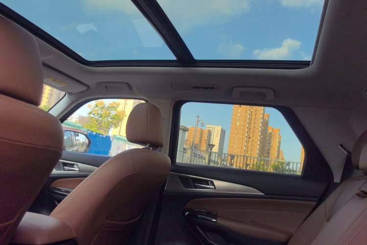 Used Changan CS95 2017 2.0T Two-Wheel Drive Zhituo Edition