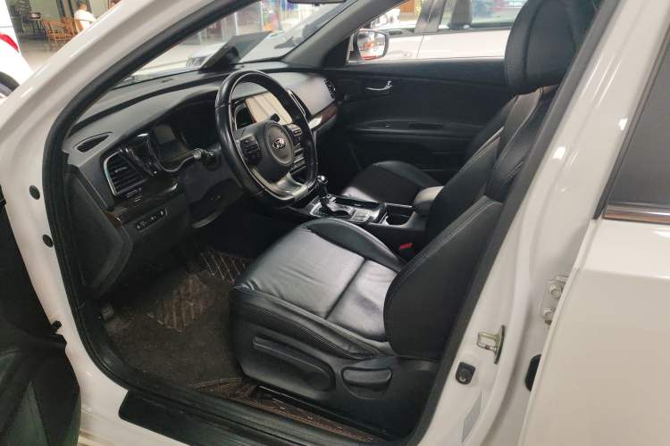 Used Kia K4 2014 1.6T Automatic Turbo
