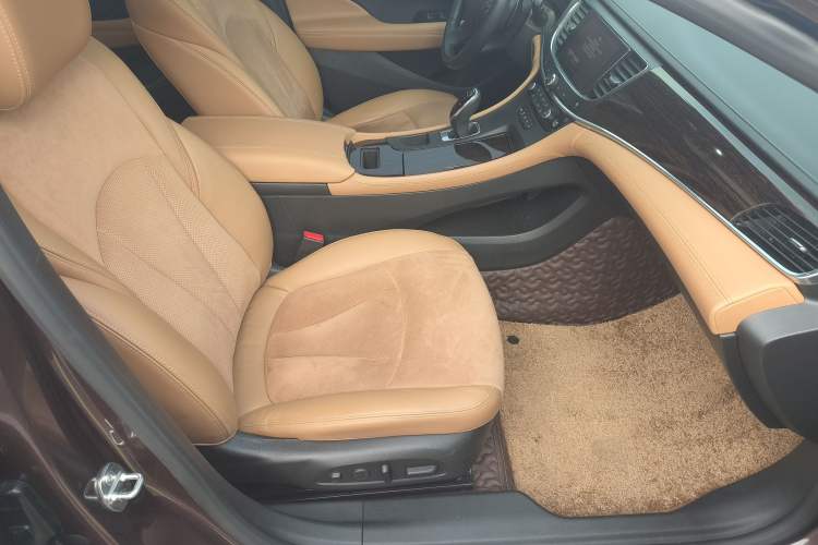 Used Buick LaCrosse 2016 28T Luxury Version
