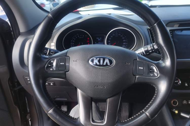 Used Kia Sportage R 2016 2.0L Automatic Two-Wheel Drive GLS Trim