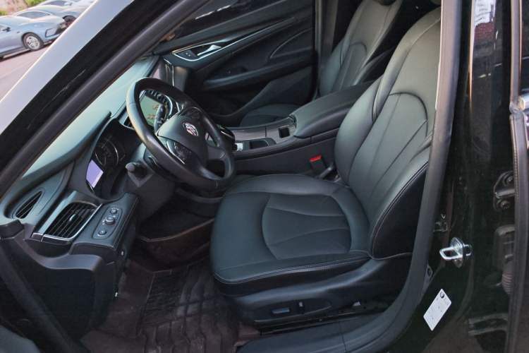 Used Buick LaCrosse 2021 652T Luxury Model
