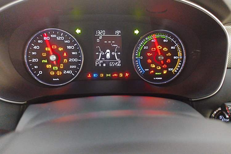 Used Roewe i6 MAX New Energy 2020 1.5T PHEV Sporty Cool Edition Odometer Close Up