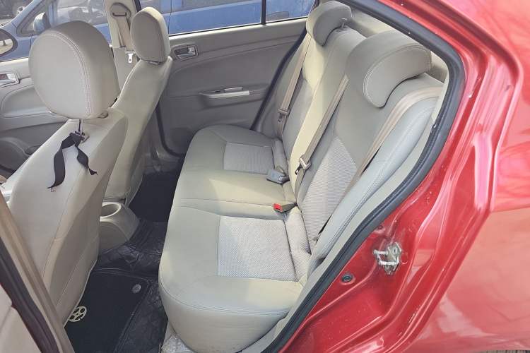 Used Changan Alsvin V3 2015 1.4L Manual Meiruan Model China V Standard
