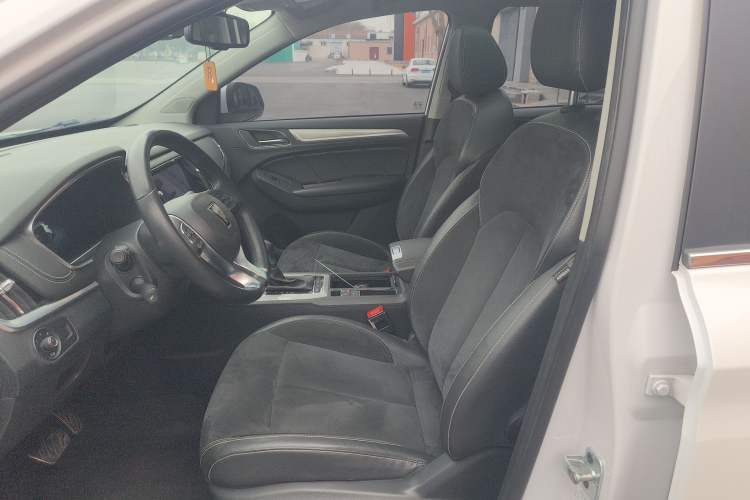 Used Roewe RX5 New Energy 2017 eRX5 50T Hybrid Connected Prestige Flagship Edition
