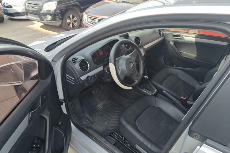 Used Volkswagen Jetta 2015 Value Edition 1.6L Automatic Comfort Version