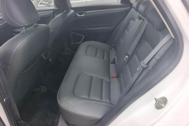 Used Geely Auto Emgrand GL 2018 1.8L DCT Elite Smart Connectivity Version
