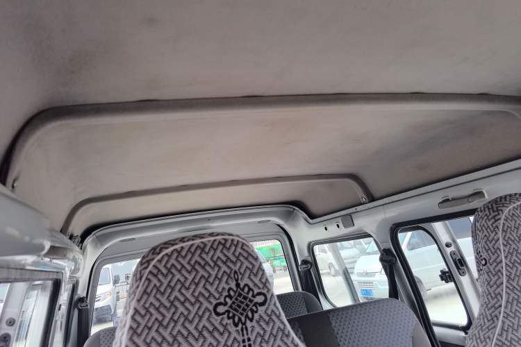 Used Wuling Zhiguang 2015 1.2L Practical LS-I Model
