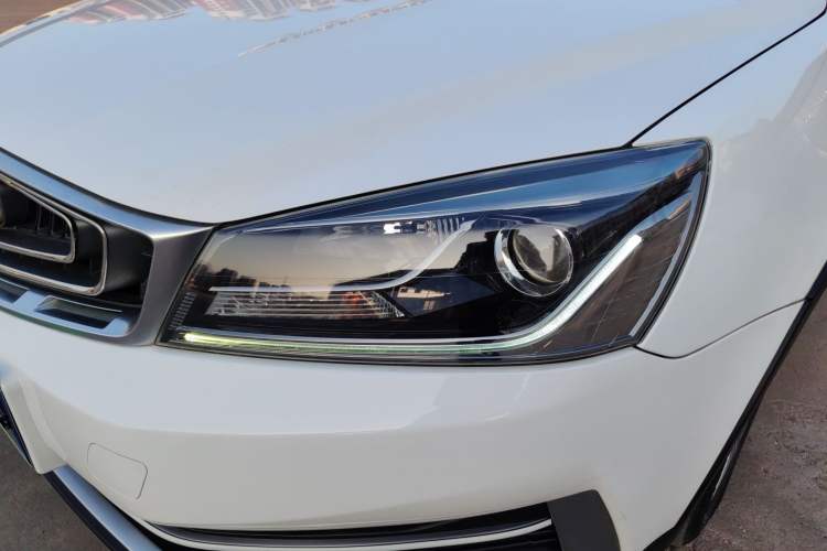 Used Geely Auto Vision S1 2018 1.4T CVT FENGXING Model