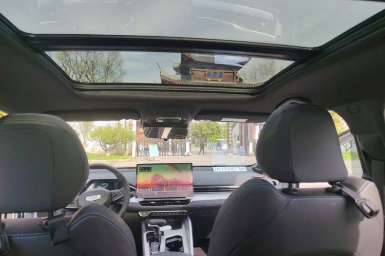 Used Geely Auto Preface 2025 Dongfang Yao 1.5TD Jinghong Edition+ Left Front Seat