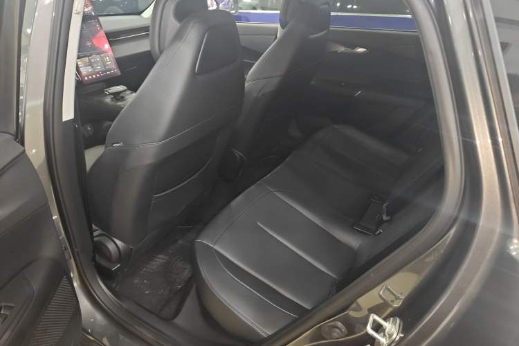 Used CHANGAN Eado 2025 Blue Whale 1.5T 500Bar Prestige Model Interior 3