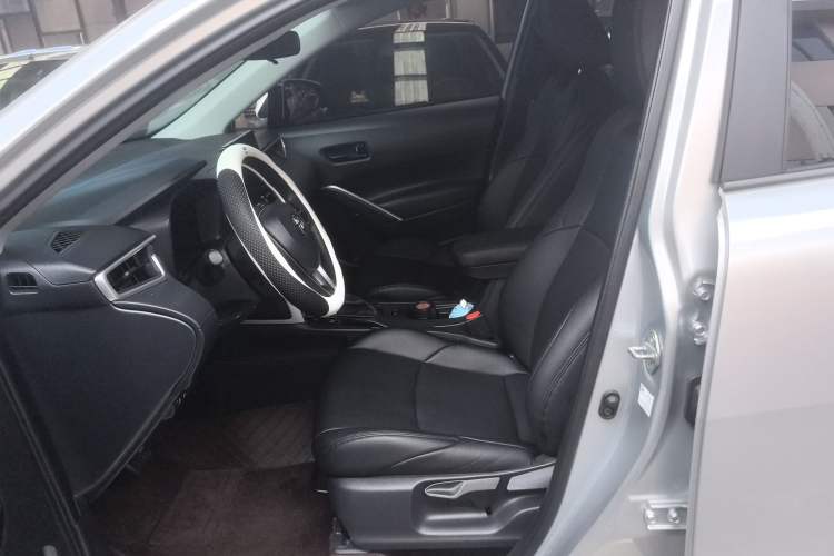 Used Toyota FRONTLANDER 2023 2.0L CVT Leading Edition Left Front Seat