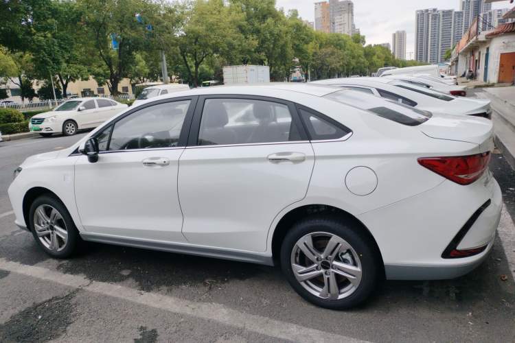 Used BAIC Beijing EU5 2025 Hongtu Standard Edition
