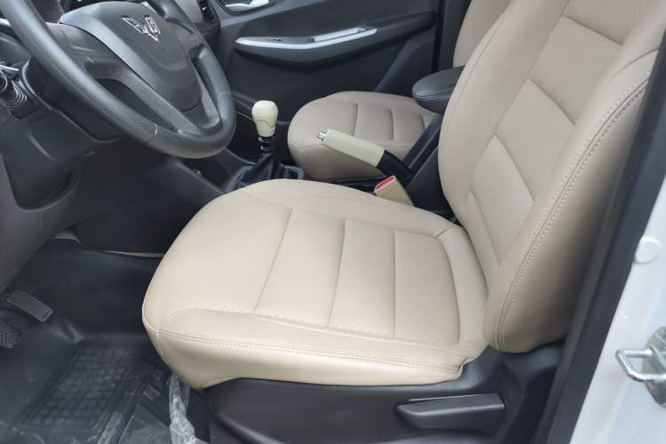 Used Wuling Hongguang 2019 1.5L S Comfort Edition China VI LAR