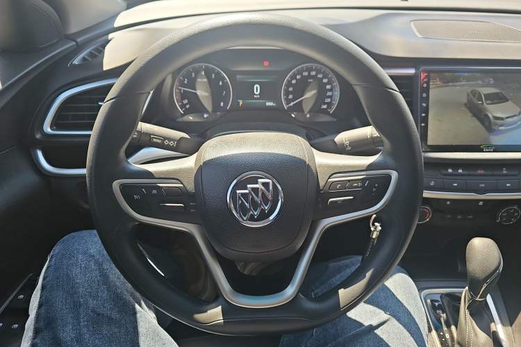 Used Buick GT 2021 Revised Version Flagship 1.5L Automatic Elite Edition Steering Wheel