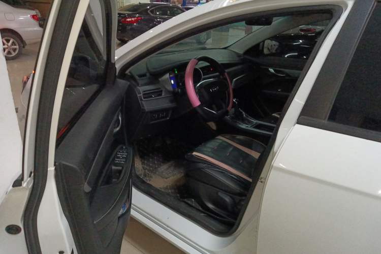 Used Geely Auto Emgrand 2021 UP 1.5L CVT Luxury Model
