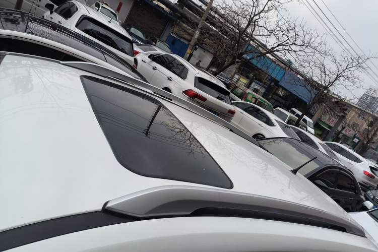 Used GAC Trumpchi GS4 2018 235T Manual Two-Wheel Drive Elite Edition Roof