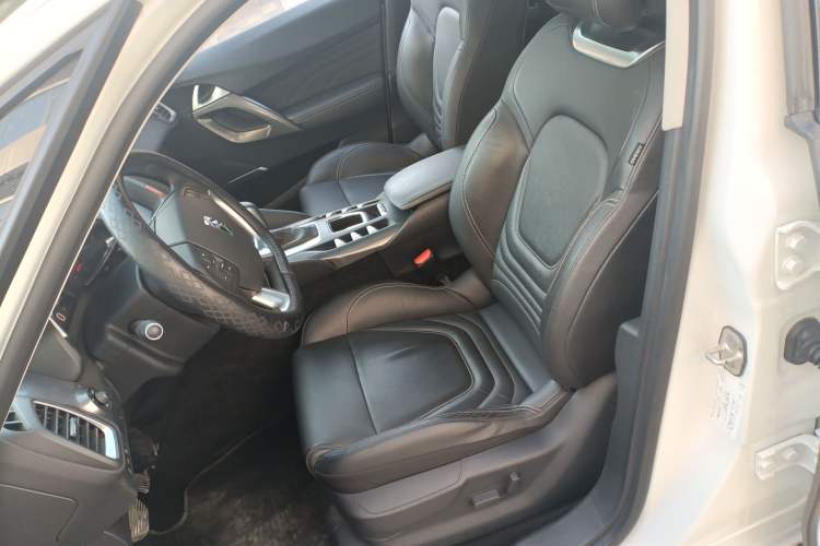 Used DS 5 2015 1.6T Elegant Edition THP160