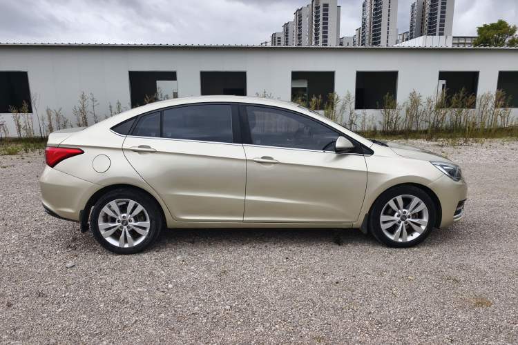 Used Chery Arrizo 5 2016 1.5L Manual Lingrui Edition