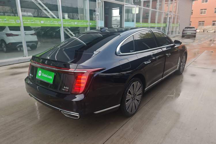 Used Hongqi H9 2025 2.0T Two-Wheel Drive Flagship Luxury Business Edition 5 Seats
