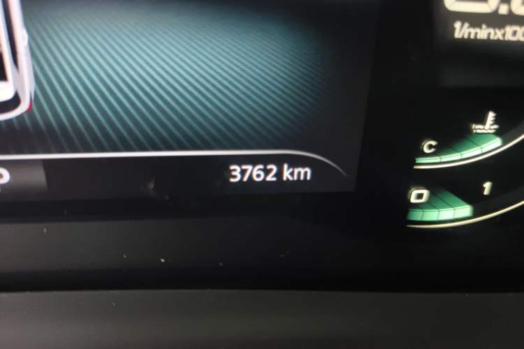 Used Roewe RX5 2025 PLUS 330TGI Automatic Trendsetting Smart Edition