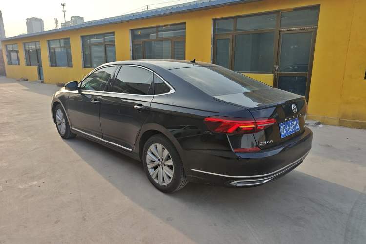 Used Volkswagen Passat 2019 330TSI Elite Edition China VI Exterior 5