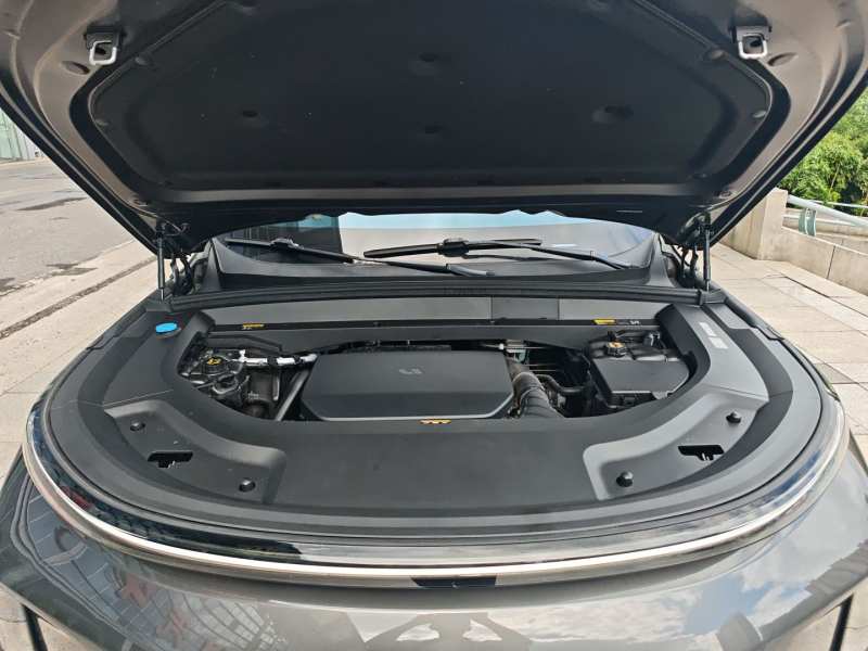 Used Li Auto L8 2023 Pro Model — 19