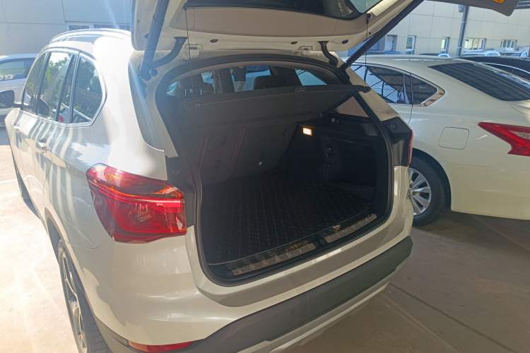 Used BMW X1 2018 sDrive18Li Luxury Model