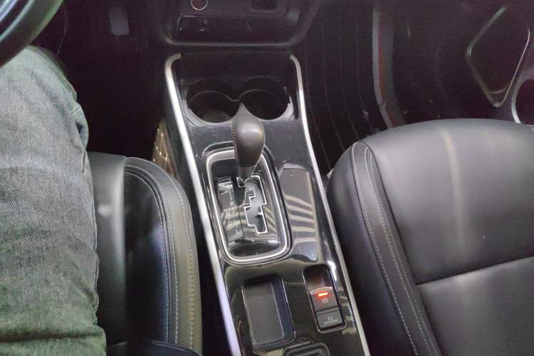 Used Mitsubishi Outlander 2020 2.0L Two-Wheel Drive Enjoyment Version 5 Seats