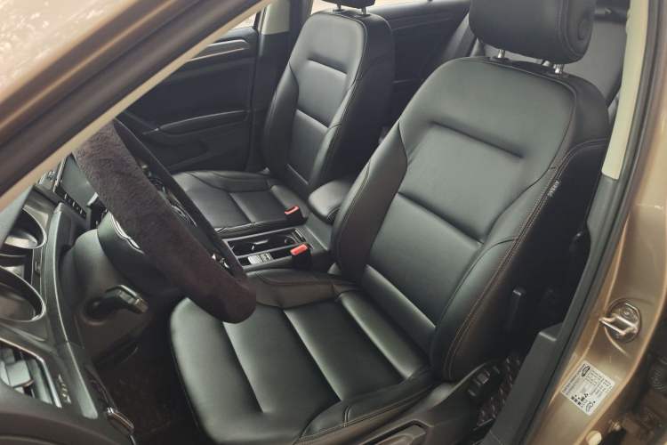 Used Volkswagen Golf 2016 1.6L Automatic Comfort Model