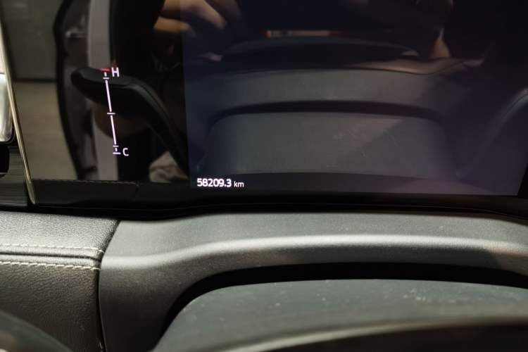 Used Ford Edge 2021 PLUS EcoBoost 245 Two-Wheel-Drive Titanium 7-Seater