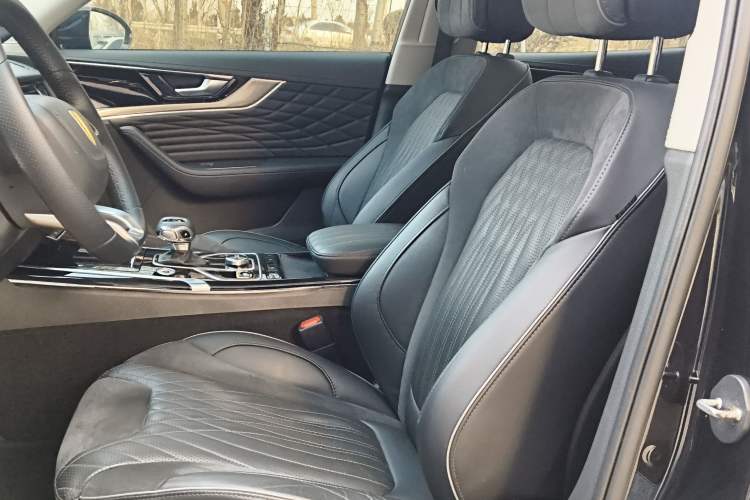 Used Hongqi HS5 2022 Revised Version 2.0T Smart Connect Flagship Edition