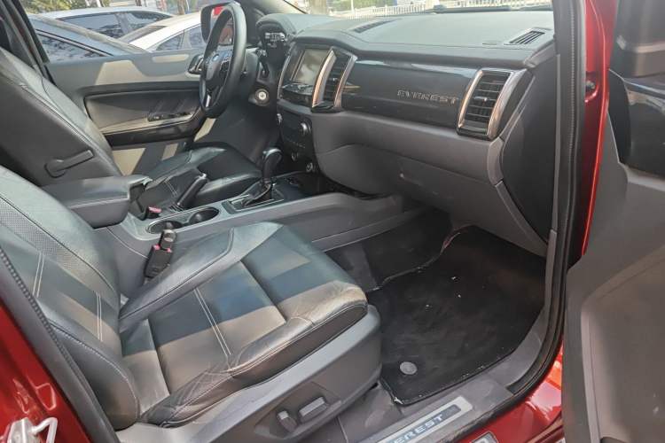 Used Ford Everest 2016 2.0T Gasoline Automatic 4x4 Flagship Edition