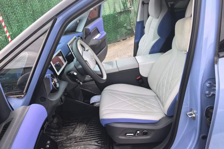 Used ARCFOX Kaola 2023 Parent-Child Edition Pro Left Front Seat