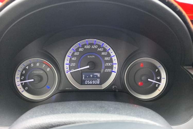 Used Honda City Classic 2012 1.5L manual Comfort version
