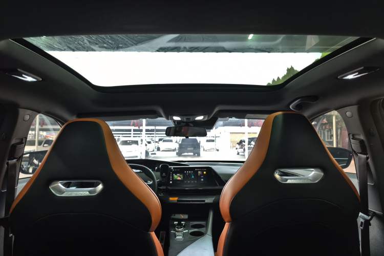 Used CHANGAN UNI-V 2024 1.5T Prestige Sport Edition Headliner