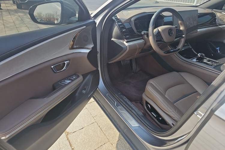 Used BYD Han 2020 EV Long-Range Luxury Model