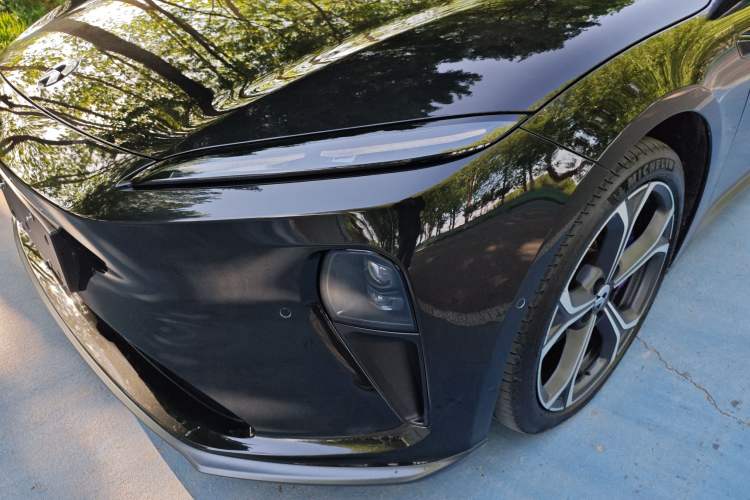 Used Nio ET5T 2024 75kWh Touring Left Front Headlight