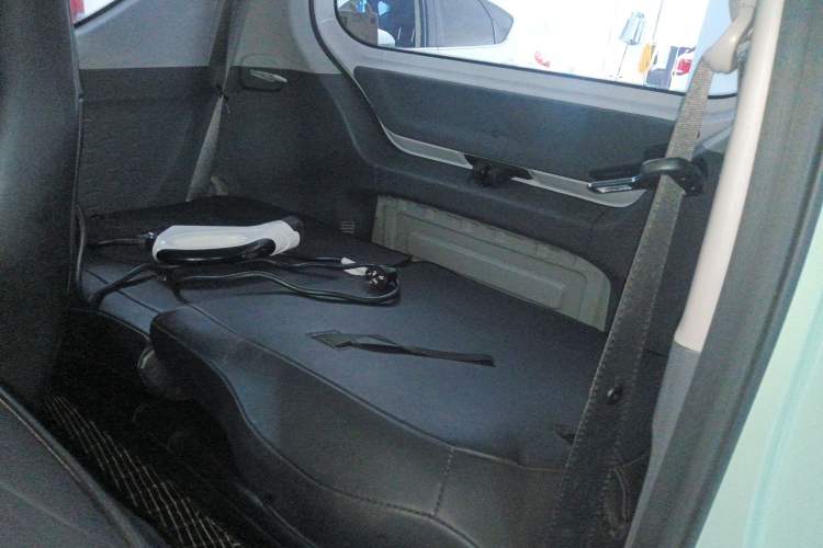 Used Wuling Hongguang MINIEV 2021 Macaron Fashion Model Lithium Iron Phosphate