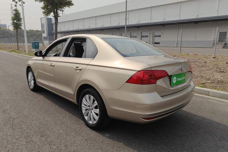 Used Volkswagen Bora 2016 1.6L Manual Comfort Model Exterior 1